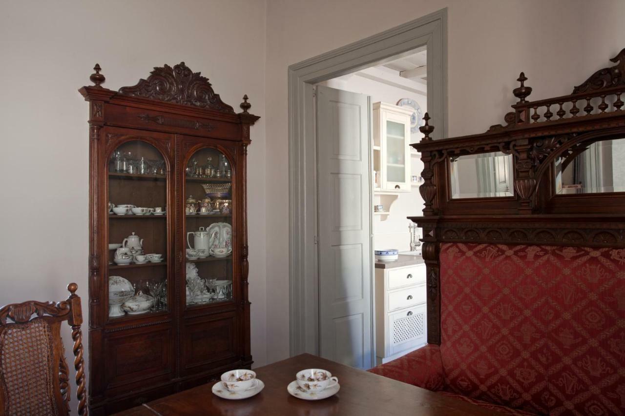 Вілла Dellagracia Mansion In Poseidonia Syros Posidhonia  Екстер'єр фото