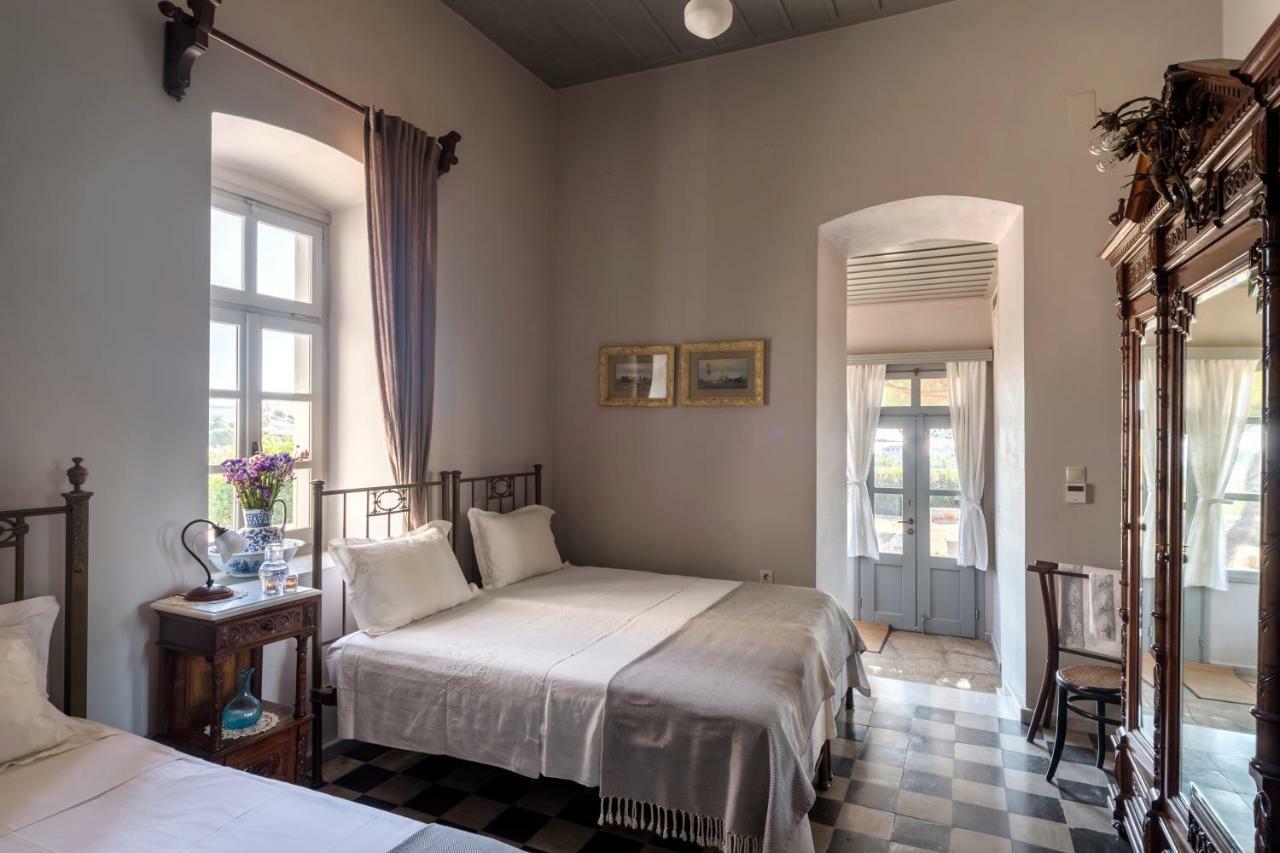 Вілла Dellagracia Mansion In Poseidonia Syros Posidhonia  Екстер'єр фото